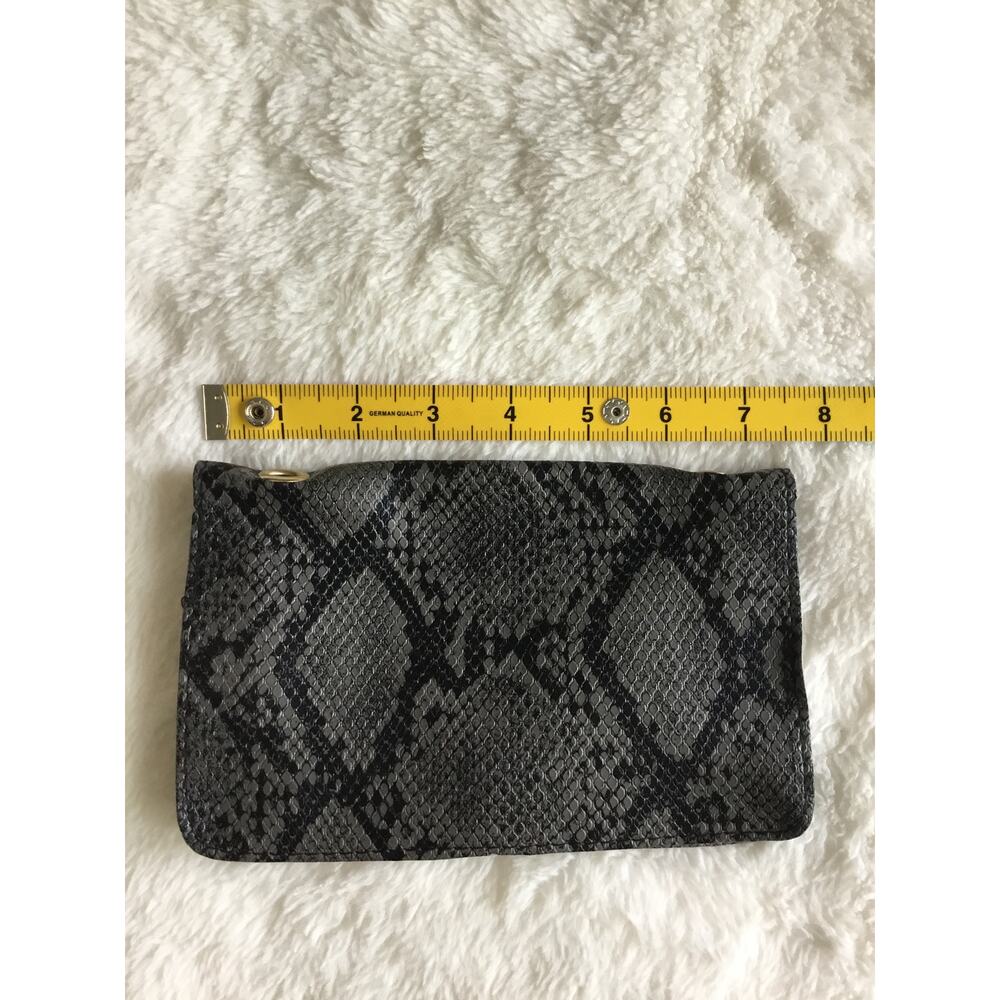 Gray Faux Snake Leather Metal Rings Gold Chain Crossbody Bag - Picture 7 of 14